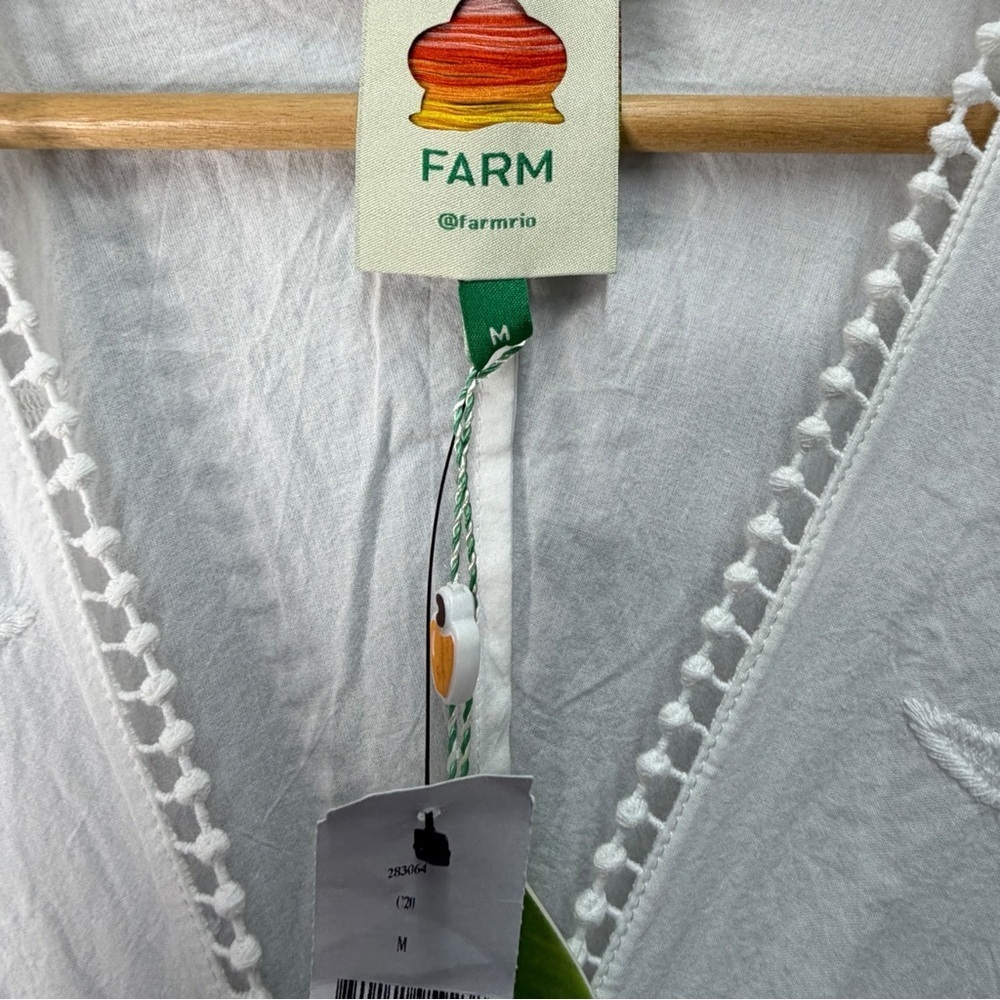 NWT FARM Rio Off-White Richelier Midi DressTextured V-Neck Top medium graduation - Picture 4 of 8